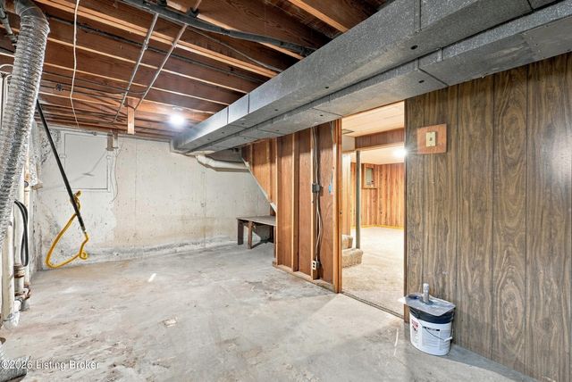 3815 Iron Horse Way, Louisville, KY 40272