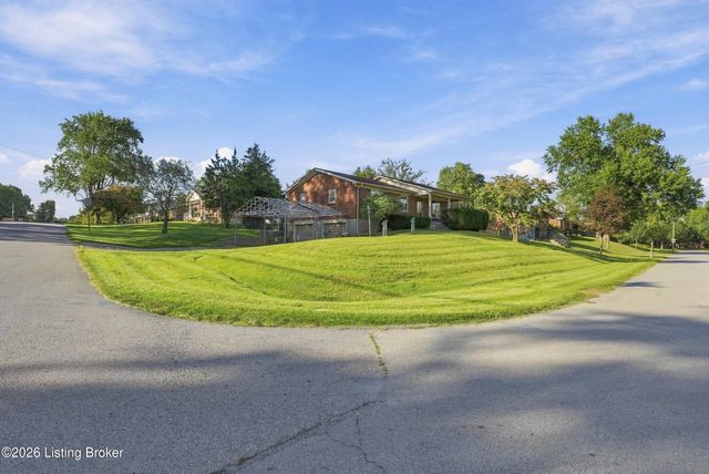 3815 Iron Horse Way, Louisville, KY 40272