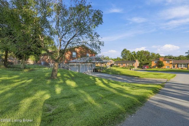 3815 Iron Horse Way, Louisville, KY 40272