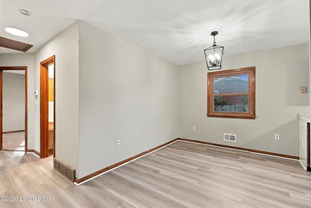 3815 Iron Horse Way, Louisville, KY 40272