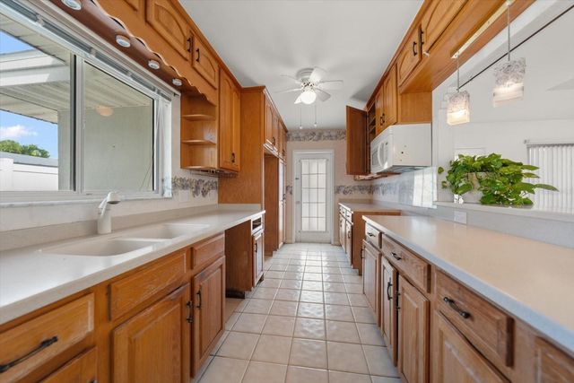 337 LA HACIENDA DRIVE, Indian Rocks Beach, FL 33785