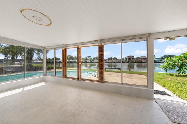 337 LA HACIENDA DRIVE, Indian Rocks Beach, FL 33785