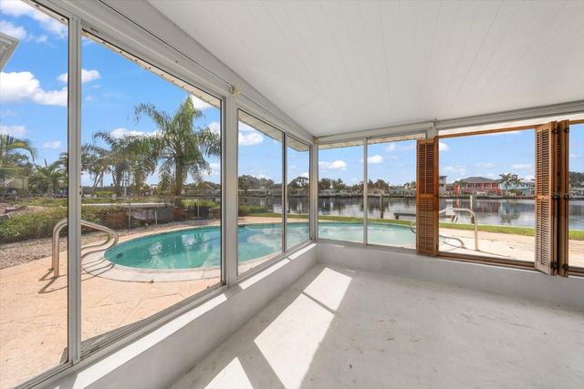 337 LA HACIENDA DRIVE, Indian Rocks Beach, FL 33785