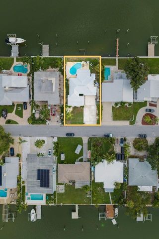 337 LA HACIENDA DRIVE, Indian Rocks Beach, FL 33785