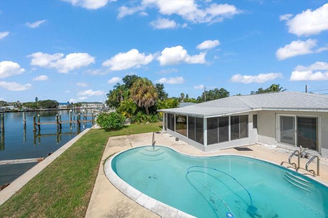 337 LA HACIENDA DRIVE, Indian Rocks Beach, FL 33785