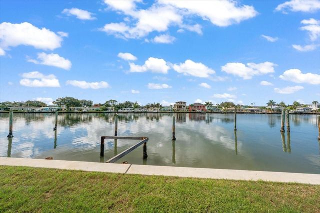 337 LA HACIENDA DRIVE, Indian Rocks Beach, FL 33785