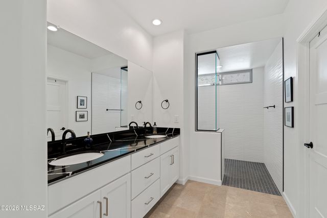 61797 E Oak Stone Lane, Oracle, AZ 85623