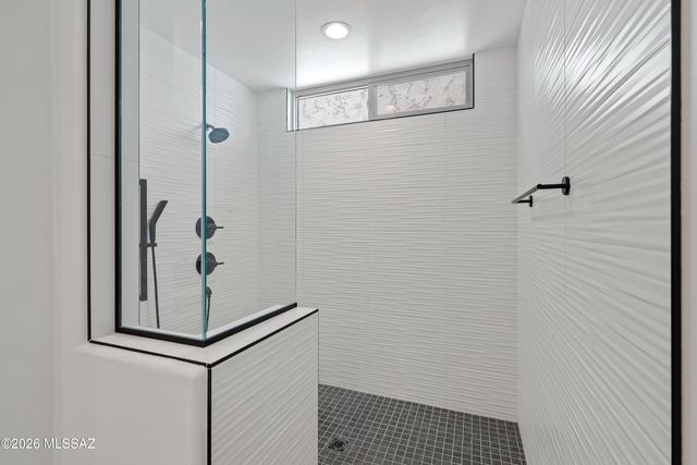 61797 E Oak Stone Lane, Oracle, AZ 85623