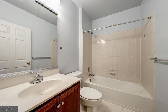 25332 WHIPPOORWILL TER, Chantilly, VA 20152