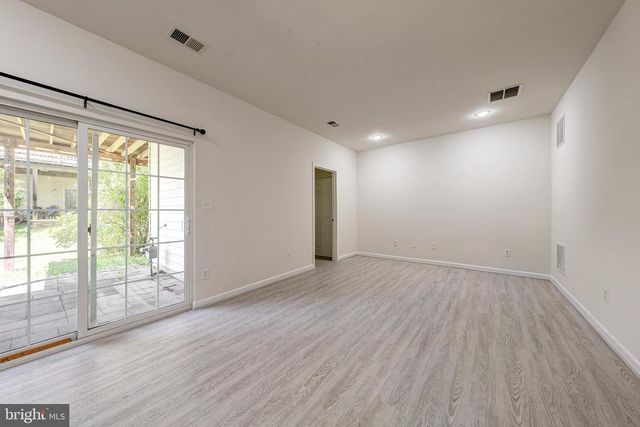 25332 WHIPPOORWILL TER, Chantilly, VA 20152