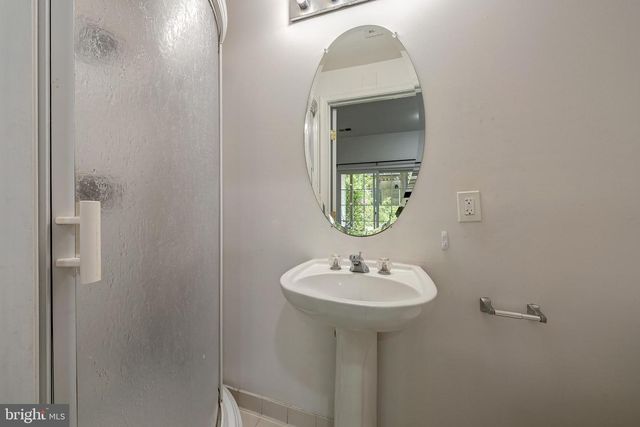 25332 WHIPPOORWILL TER, Chantilly, VA 20152