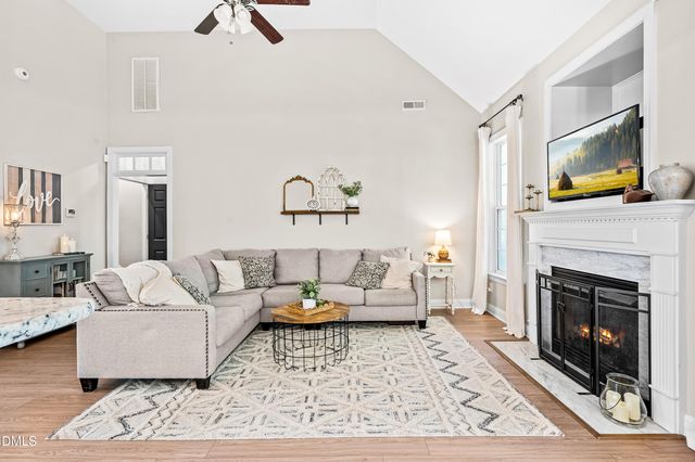 45 Oak Leaf Trail, Youngsville, NC 27596