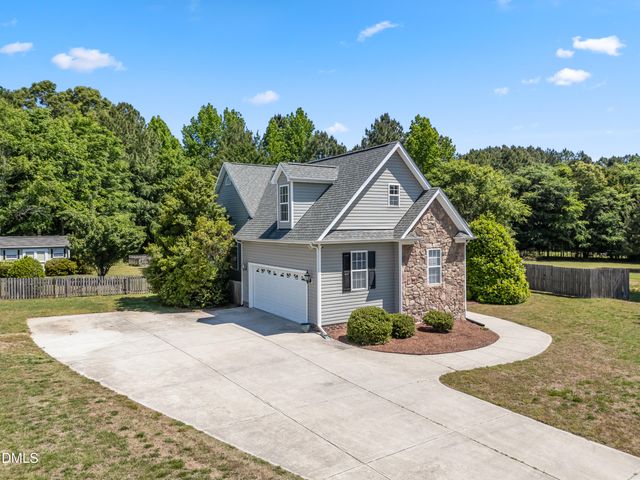 45 Oak Leaf Trail, Youngsville, NC 27596