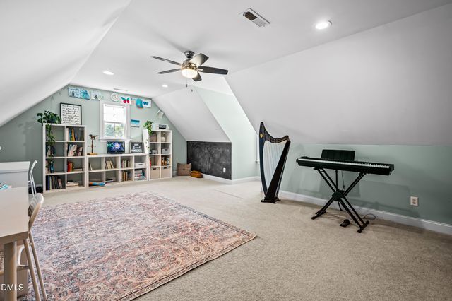 45 Oak Leaf Trail, Youngsville, NC 27596