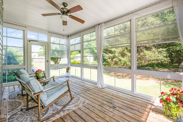 45 Oak Leaf Trail, Youngsville, NC 27596