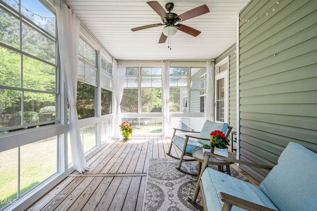 45 Oak Leaf Trail, Youngsville, NC 27596