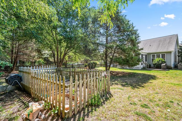 45 Oak Leaf Trail, Youngsville, NC 27596