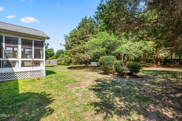 45 Oak Leaf Trail, Youngsville, NC 27596
