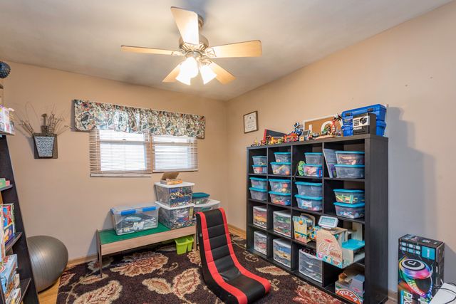 1430 Park Avenue, Winthrop Harbor, IL 60096