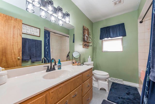 1430 Park Avenue, Winthrop Harbor, IL 60096