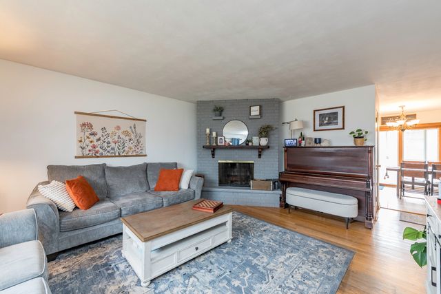 1430 Park Avenue, Winthrop Harbor, IL 60096