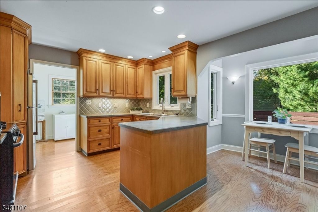 9 Canterbury Way, Morris Twp., NJ 07960 — photo 3