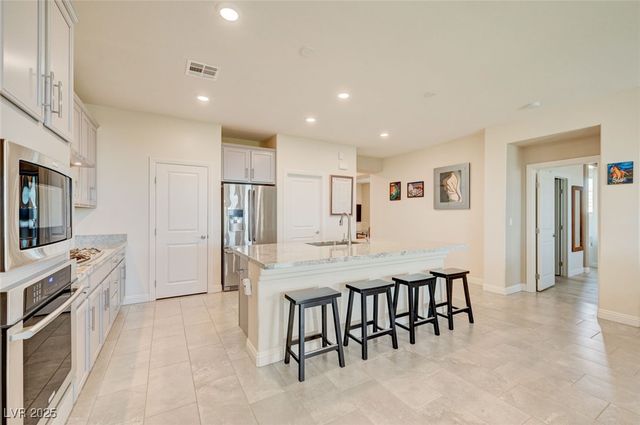 5828 Ireland Ridge Court, Las Vegas, NV 89149