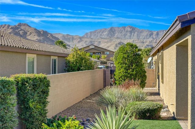 5828 Ireland Ridge Court, Las Vegas, NV 89149