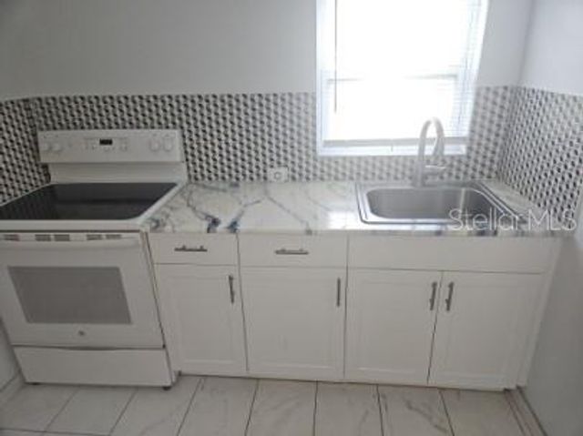 306 TURNER STREET 6, Clearwater, FL 33756