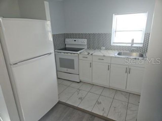 306 TURNER STREET 6, Clearwater, FL 33756