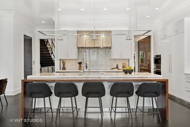 1878 N Orchard Street, Chicago, IL 60614