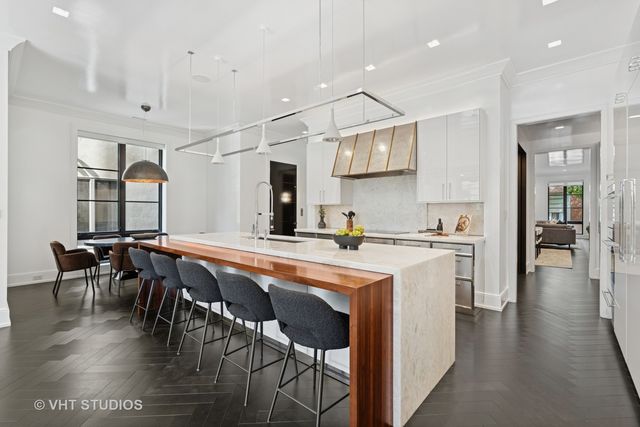 1878 N Orchard Street, Chicago, IL 60614