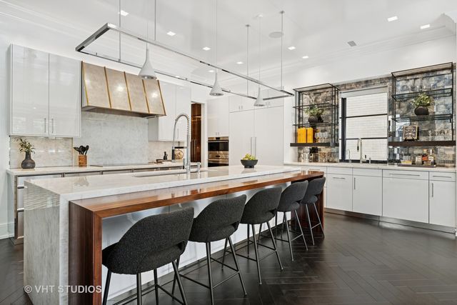 1878 N Orchard Street, Chicago, IL 60614