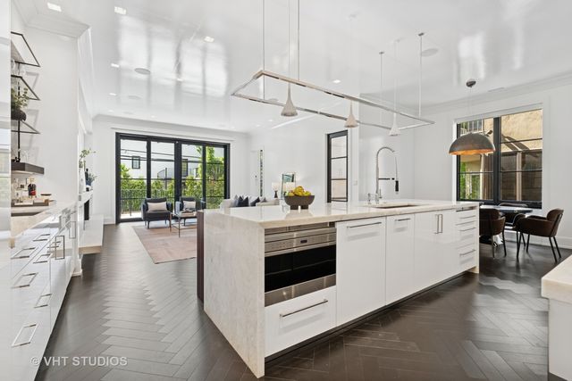 1878 N Orchard Street, Chicago, IL 60614