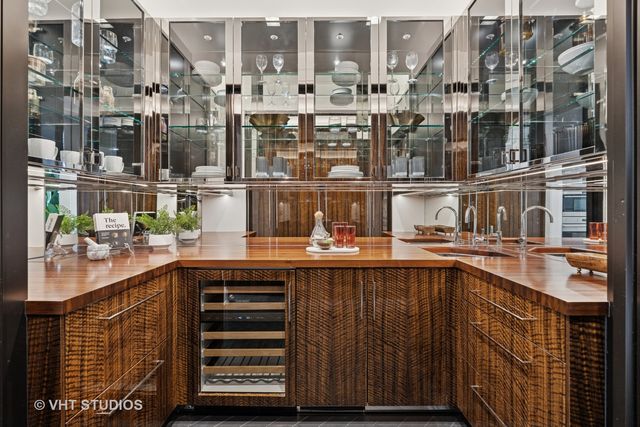 1878 N Orchard Street, Chicago, IL 60614