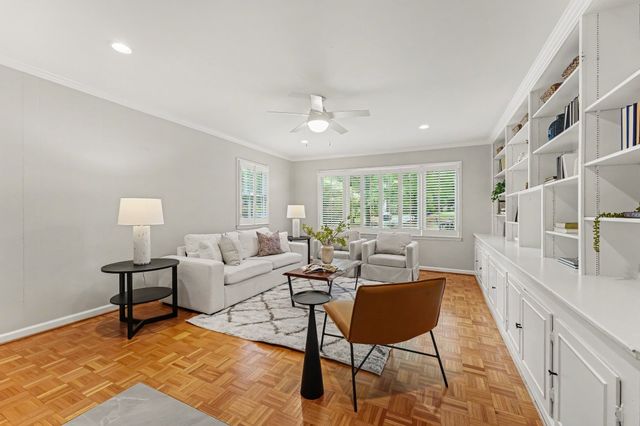 2469 Foxwood Drive, Chapel Hill, NC 27514