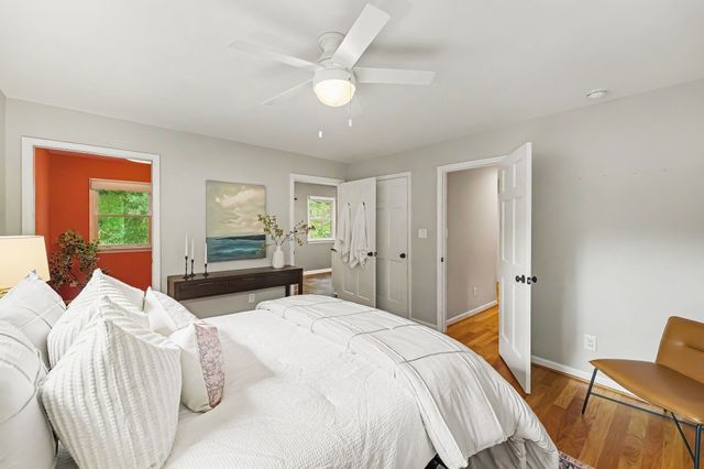 2469 Foxwood Drive, Chapel Hill, NC 27514