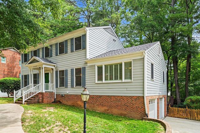 2469 Foxwood Drive, Chapel Hill, NC 27514