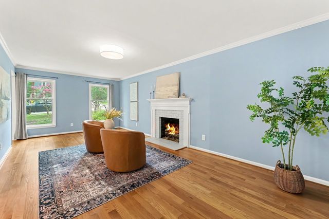2469 Foxwood Drive, Chapel Hill, NC 27514