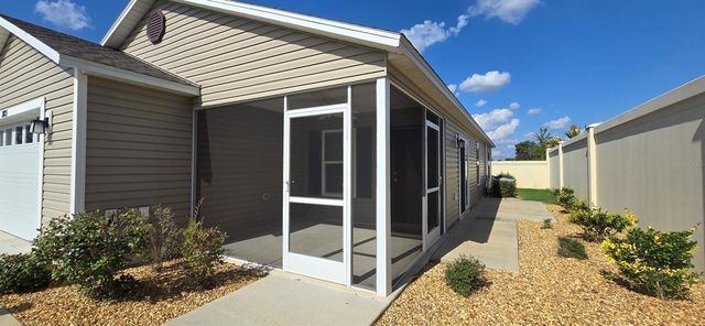 2803 HULL LANE, The Villages, FL 32163