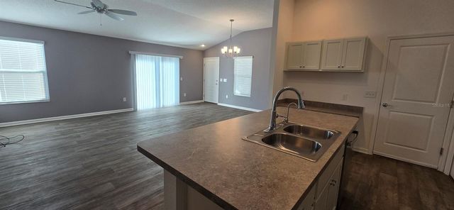 2803 HULL LANE, The Villages, FL 32163