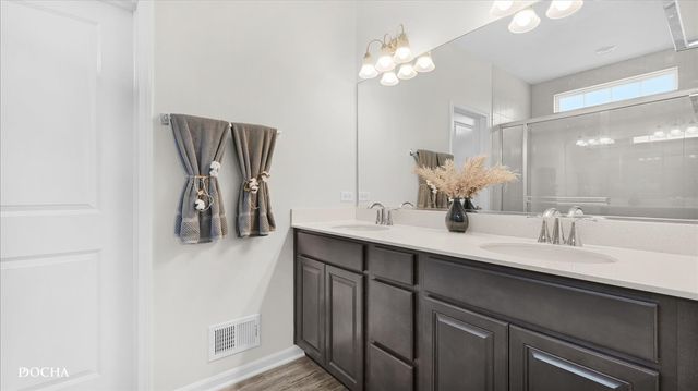 617 Northgate Lane, Shorewood, IL 60404