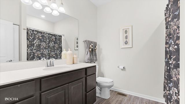 617 Northgate Lane, Shorewood, IL 60404