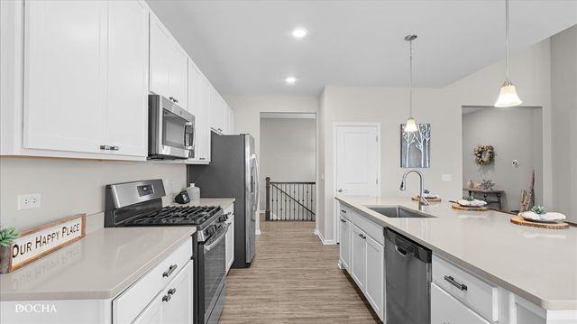 617 Northgate Lane, Shorewood, IL 60404