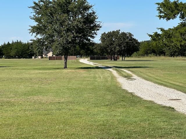 660 County Road 2184, Gainesville, TX 76240
