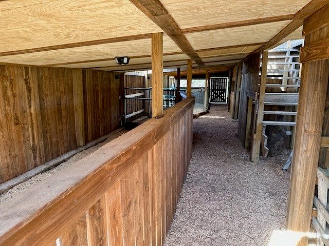 660 County Road 2184, Gainesville, TX 76240