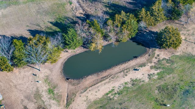 660 County Road 2184, Gainesville, TX 76240