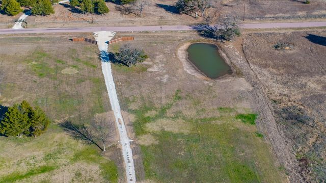 660 County Road 2184, Gainesville, TX 76240