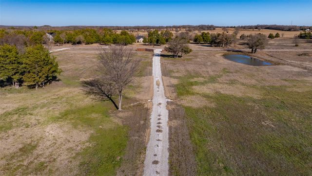 660 County Road 2184, Gainesville, TX 76240