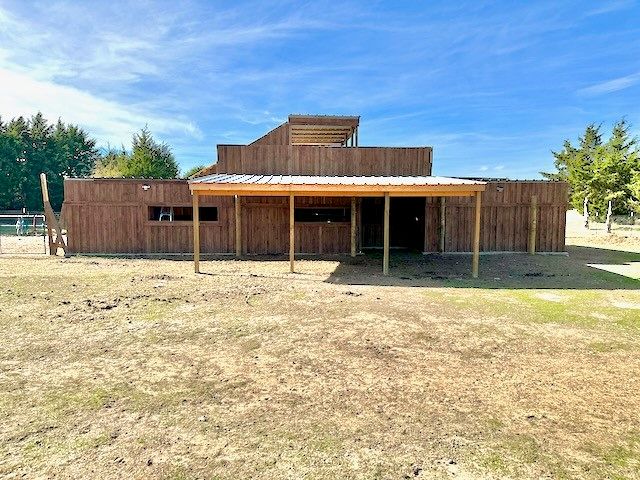 660 County Road 2184, Gainesville, TX 76240
